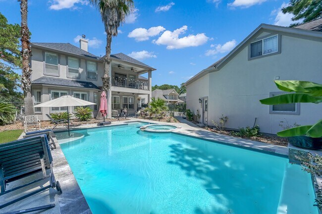 Building Photo - 71 La Jolla Cir