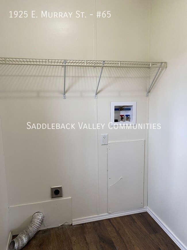 Building Photo - 1925 E Murray St