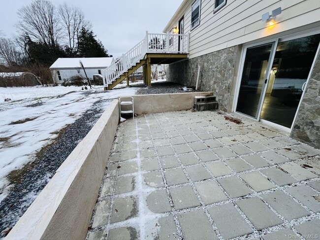 Building Photo - 19 Cedar Ln