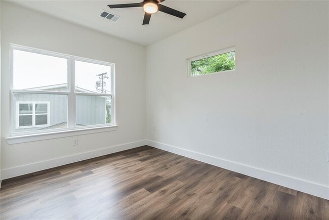 Building Photo - 3702 Tower View Ct