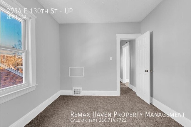 Building Photo - 2934 E 130th St