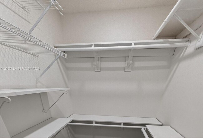 Building Photo - 4530 SW 143rd Pl