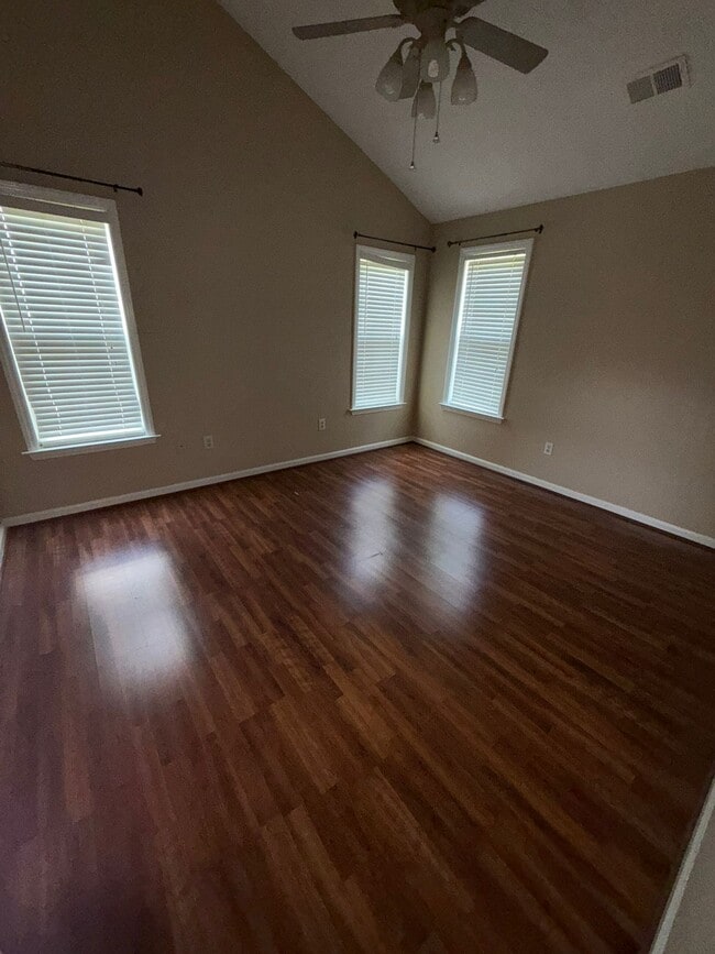 Building Photo - 3317 Sumter Dr
