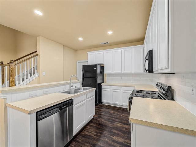 Building Photo - 1705 Massey Dr