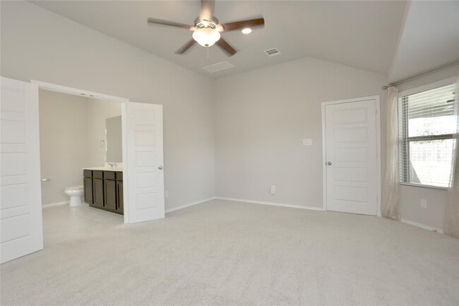 Building Photo - 2123 Santa Ana Wy
