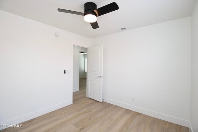 Building Photo - 15019 N 100th Way