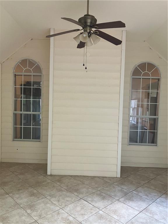 Building Photo - 4290 McClanes Ct