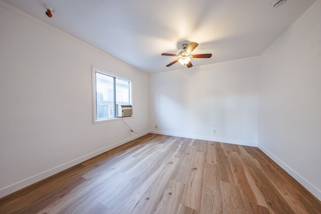 Building Photo - 3 Bedroom Home with Outdoor Space in Frogtown!