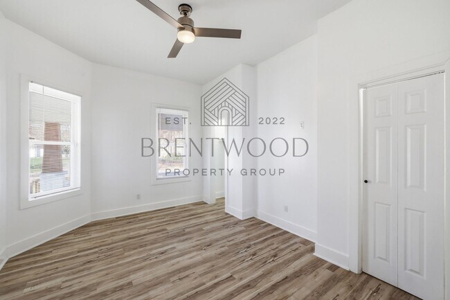 Building Photo - Fully Renovated 4bed, 3bath Home with Fenced In Yard