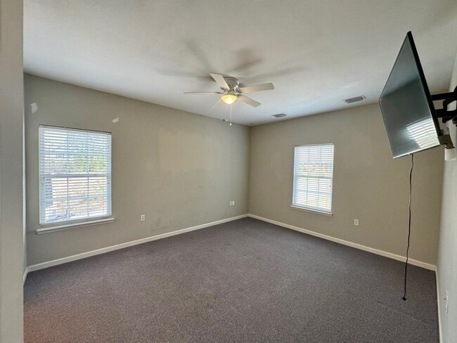 Building Photo - 2008 Marvin Ave