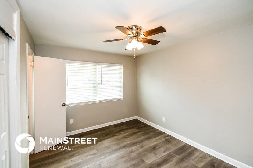 Building Photo - 4431 Telka Lynn Dr