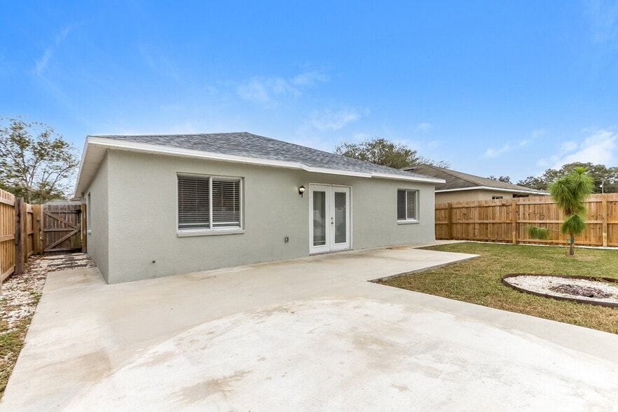Building Photo - 3103 Pine Top Dr