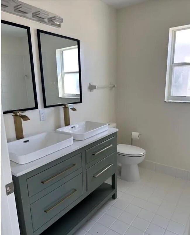 Building Photo - 10535 NW 57th St