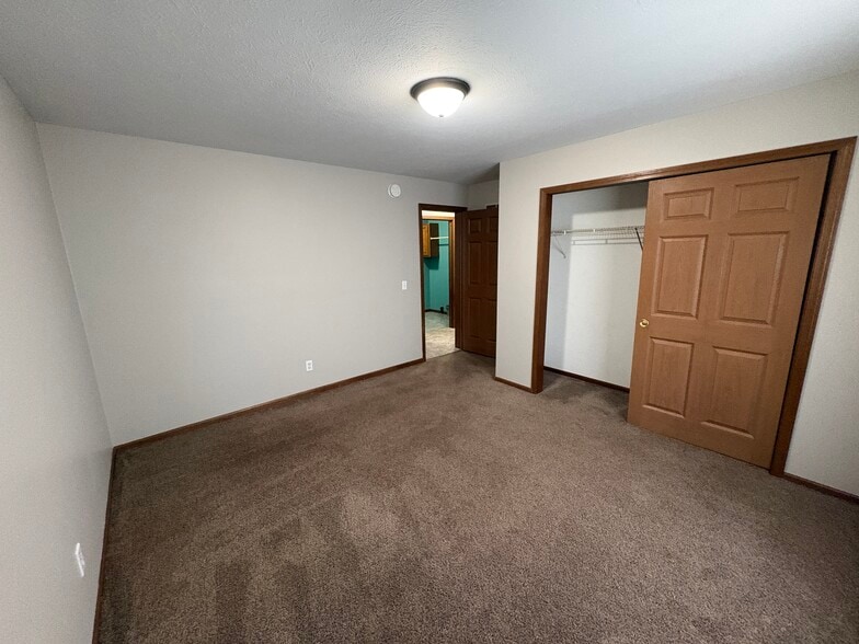 Building Photo - 19515 Carter Ln