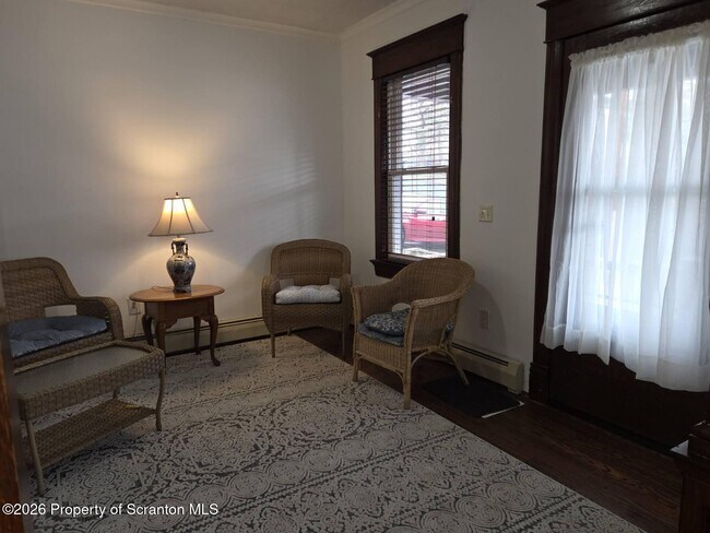 Building Photo - 1706 E Gibson St