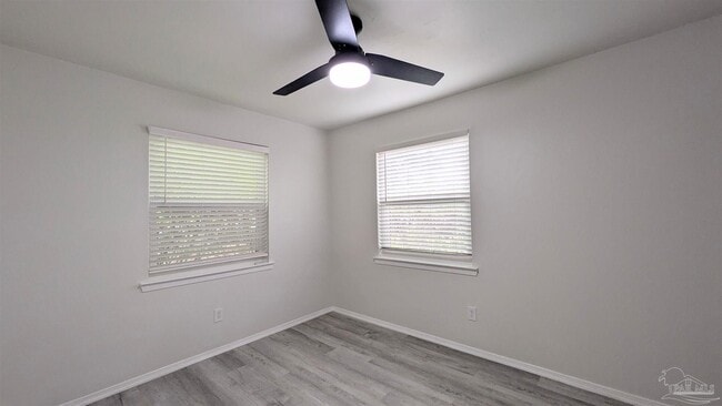Building Photo - 9644 Hollowbrook Dr