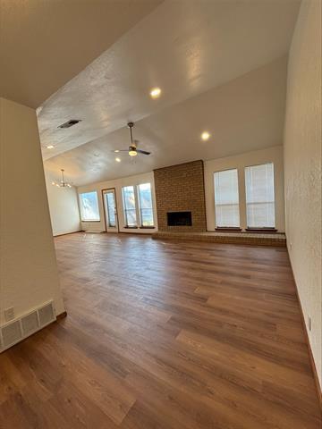 Building Photo - 702 Matthews Ct