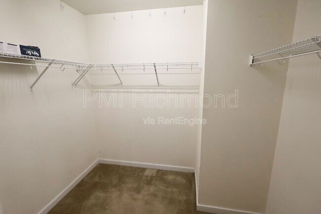 Building Photo - 15831 Haggis Dr