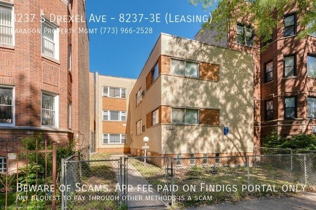 Building Photo - 8237 S Drexel Ave