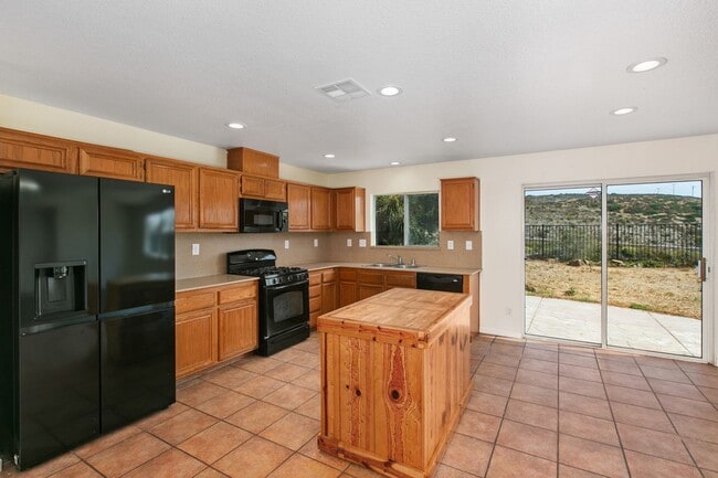 Building Photo - NEWLY RENOVATED! Central A/C, 2-Car Garage...
