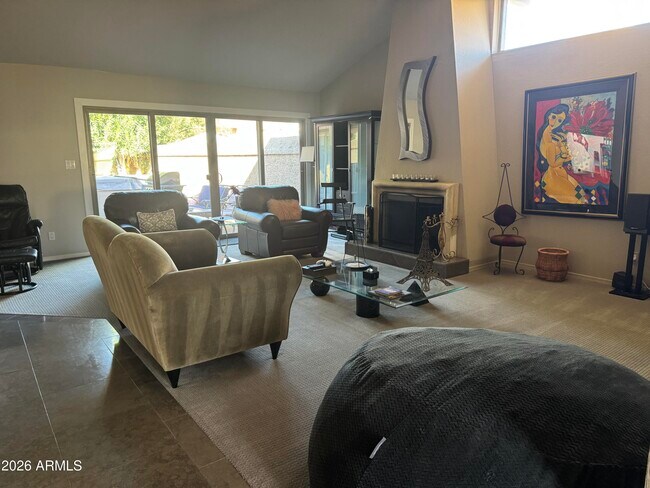 Building Photo - 7908 E Solano Dr