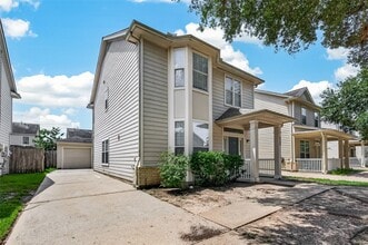 Building Photo - 18915 S Lyford Dr