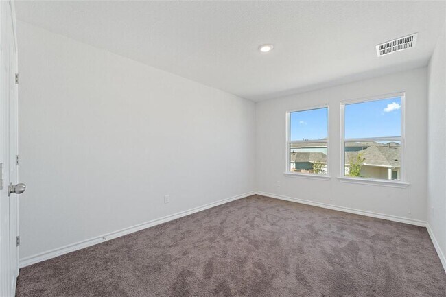 Building Photo - 4908 Plum Peach Bend