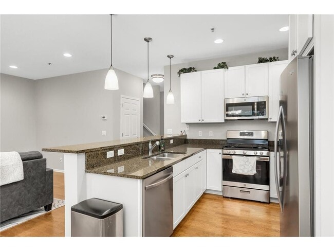 Building Photo - 17710 Valley Cove Ct