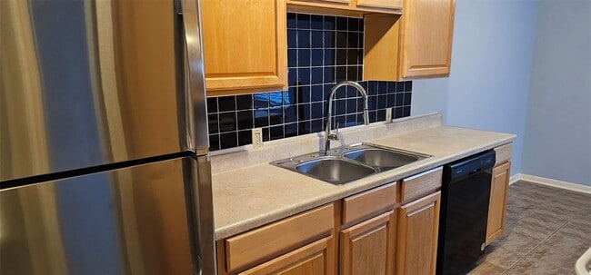 Building Photo - 1411 Braes Ridge Dr