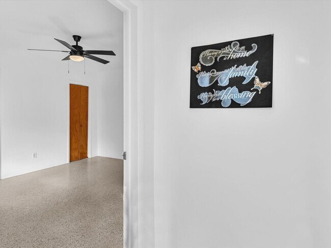 Building Photo - 2191 NE 172nd St