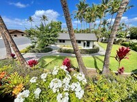 Building Photo - Experience Island Living in a Renovated 2-...