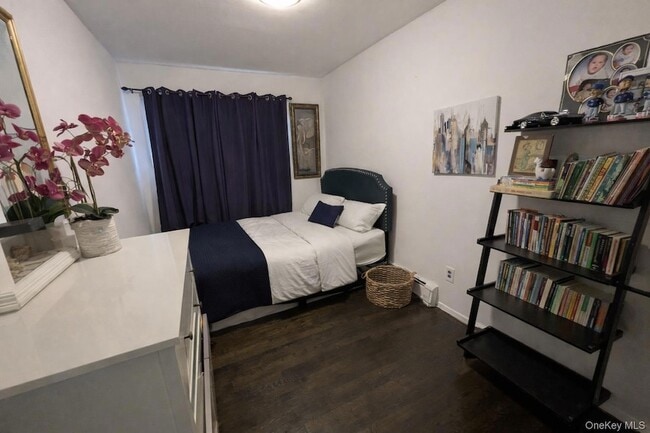 Building Photo - 4 McLaughlin Ave