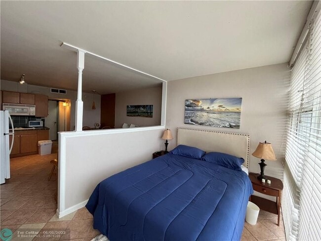 Building Photo - 4040 Galt Ocean Dr