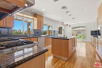 Building Photo - 4613 Reforma Rd