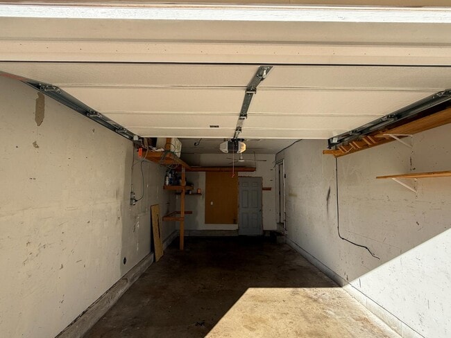 Building Photo - 5902 W Franklin St