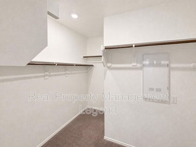 Building Photo - 5601 Portola Ln