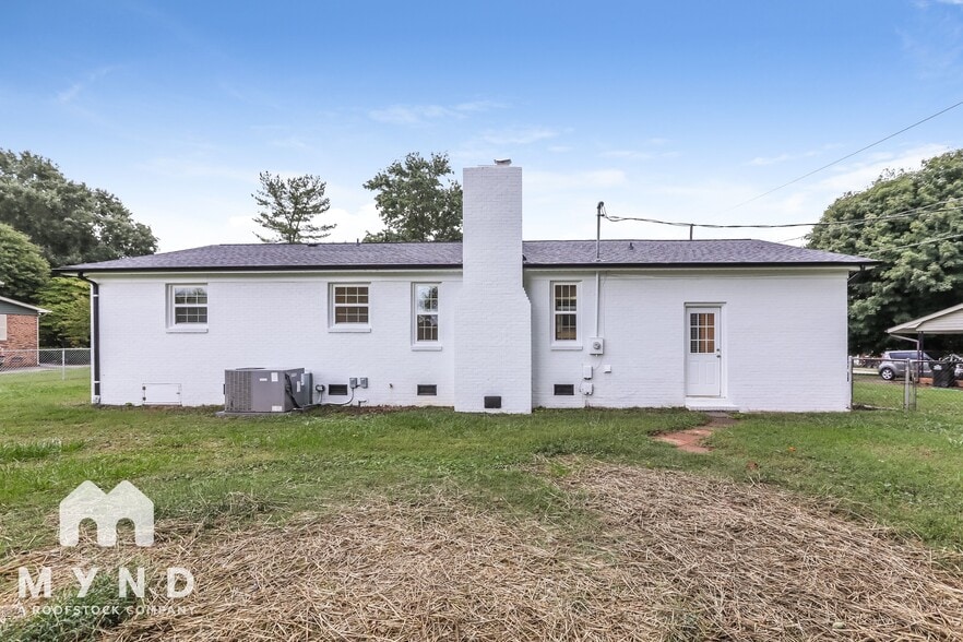 Building Photo - 4217 Heatherstone Dr