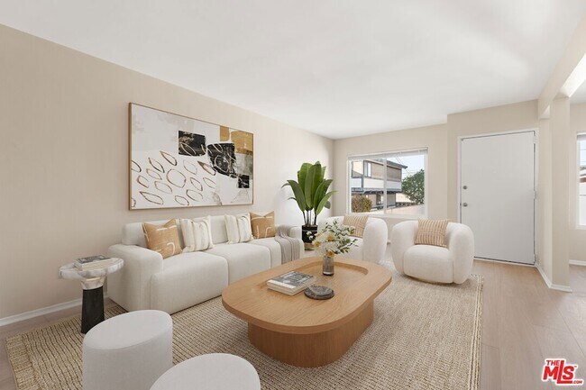 Building Photo - 1814 1/2 Spreckels Lane Unit