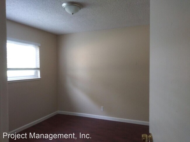 Building Photo - 710 N 23rd St