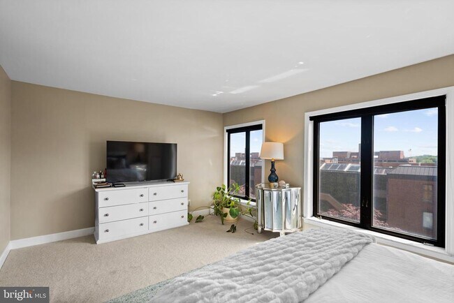 Building Photo - 1080 Wisconsin Ave NW