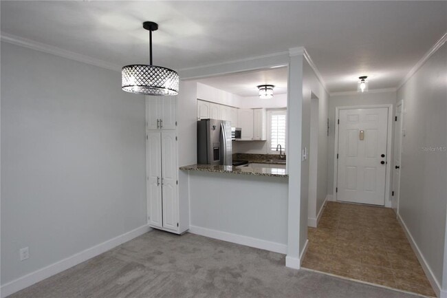 Building Photo - 1250 S Denning Dr