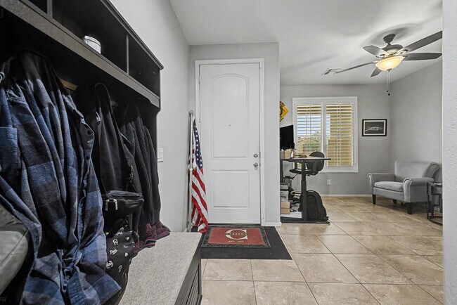 Building Photo - 18235 W Ida Ln