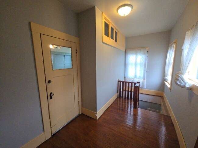 Building Photo - 2314 Union St