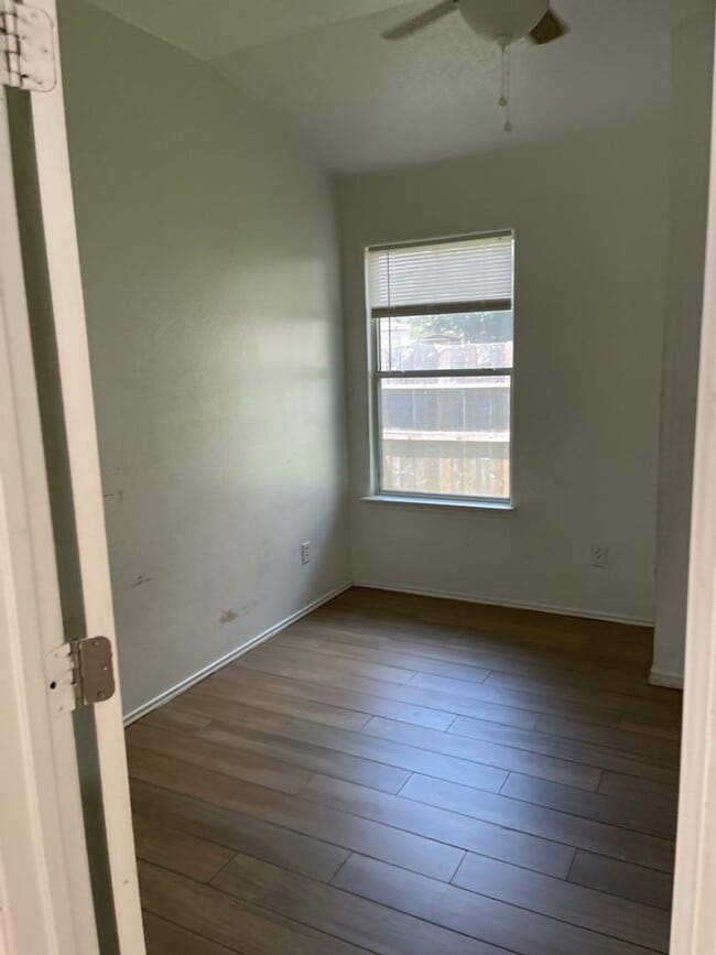 Building Photo - 8111 Sanford St