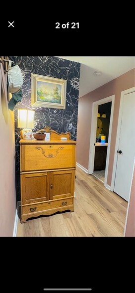 Building Photo - 217 Saint Luke Ct