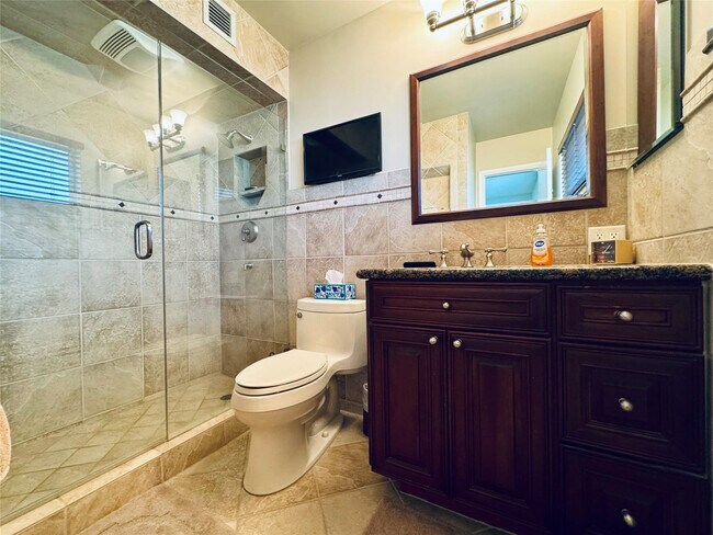 Building Photo - 1780 NW 39th Pl