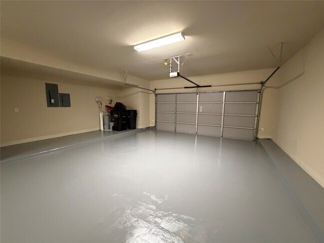 Building Photo - 5423 Lachlan Springs Ln