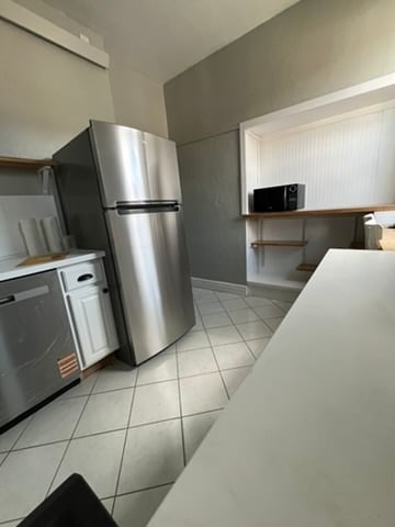 All new appliances - 5341 Carnegie St