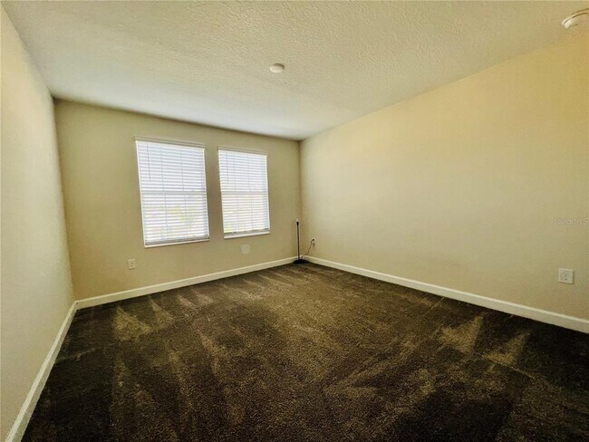 Building Photo - 11029 Robert Frost Dr