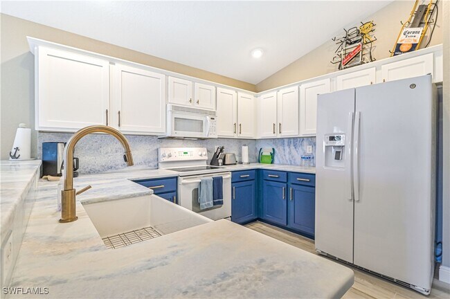 Building Photo - 9660 Pineapple Preserve Ct